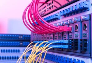 optical-fiber-connect-with-router