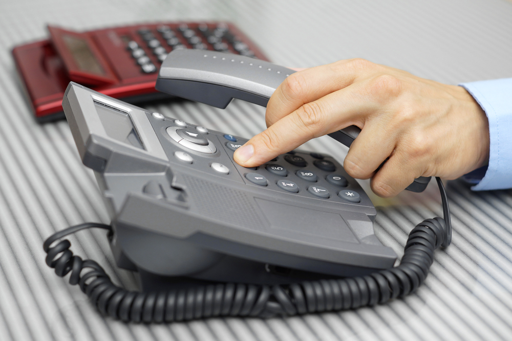 VoIP vs Landline for Small Businesses: Making the Smart Switch